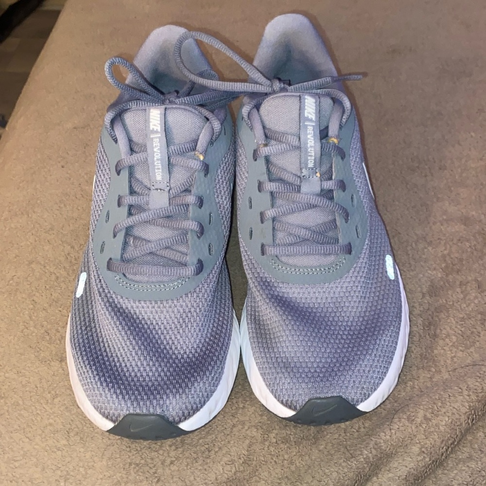 Men’s Nike Revolution Running Shoe